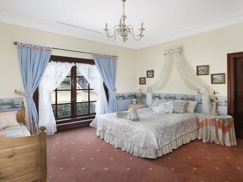 Kilburn - Views As Far As The Eyes Can See - Getaway Accommodation 3