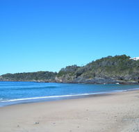 Korora Bay Beach House - Getaway Accommodation