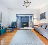 KOZYGURU ARNCLIFFE SYDNEY AIRPORT RENOVATED COTTAGE 3 BED HOUSE NAR232 - Getaway Accommodation