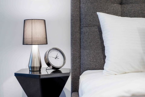 KOZYGURU FORTITUDE VALLEY HIGH LEVEL 2 BED APT + FREE PARKING QFV179-2612 - Getaway Accommodation 3