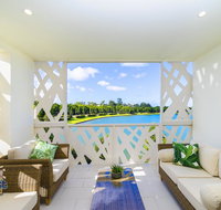 Lake Haven  the Cove - Getaway Accommodation