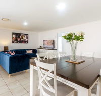 Large Executive and Family Home - Flinders View - Getaway Accommodation