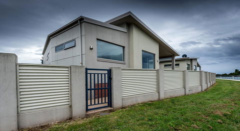 Leven River Retreat - Getaway Accommodation 2