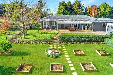 Lilyview Cottage - Robertson - Getaway Accommodation 0