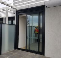 M city self contained Apartment - Getaway Accommodation