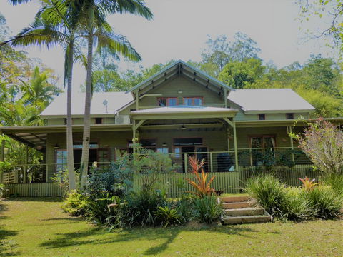 Magnolia Cottage - Getaway Accommodation 0