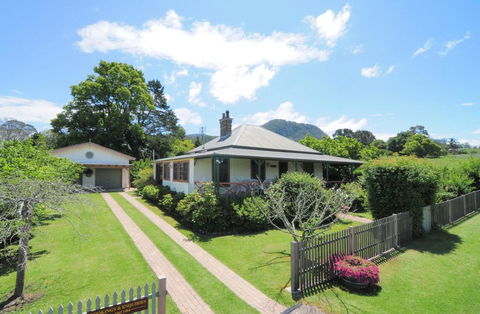 Magnolia Cottage - Kangaroo Valley - Getaway Accommodation 0