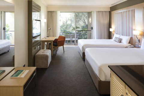 Mercure Gold Coast Resort - Getaway Accommodation 2