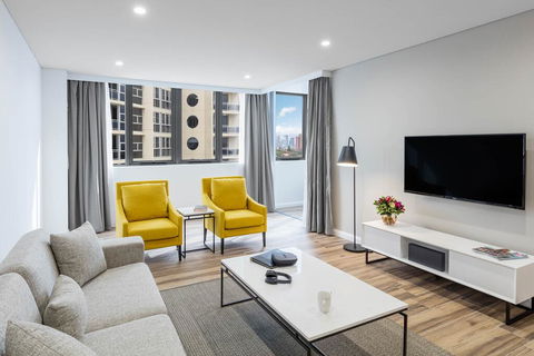 Meriton Suites Bondi Junction - Getaway Accommodation 2