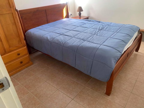 Mick's Apartment - Seal Rocks Beachfront - Getaway Accommodation 3