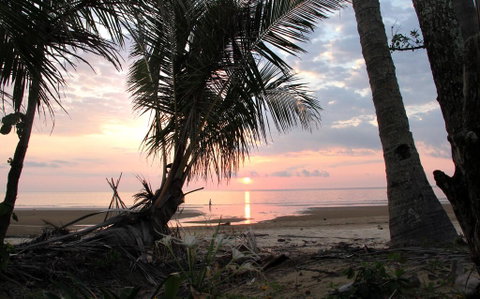 Mission Belle - Stunning Beachfront House - Getaway Accommodation 2