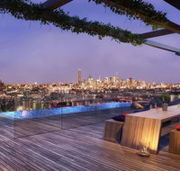 Modern carefree living style APT in ToowongView - Getaway Accommodation