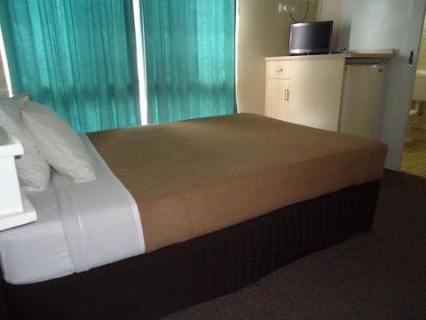 Moondarra Motel - Getaway Accommodation 3