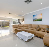 Rainbow Dream House - Getaway Accommodation
