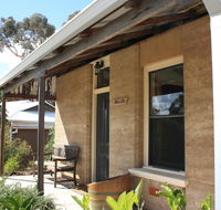 Hotham Ridge Winery and Cottages - Getaway Accommodation