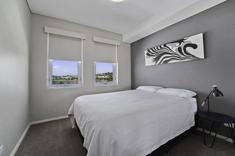 Luxury Suite Bunbury - Getaway Accommodation 13
