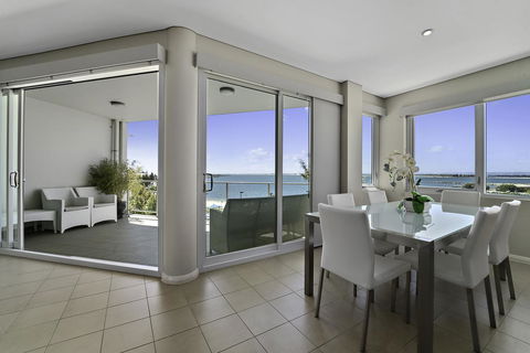Luxury Suite Bunbury - Getaway Accommodation 7
