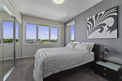 Luxury Suite Bunbury - Getaway Accommodation 10