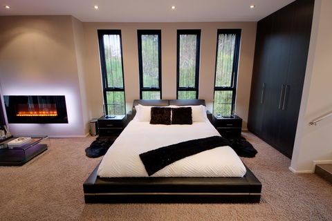 Amare Beachside Luxury - Getaway Accommodation 13