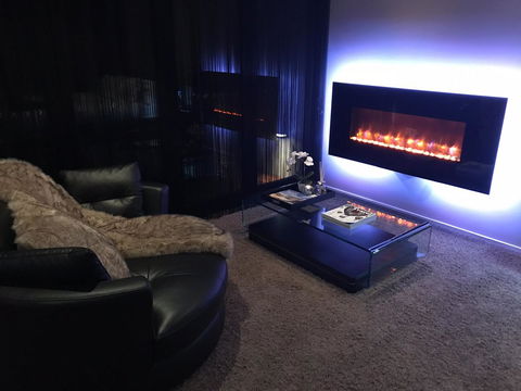 Amare Beachside Luxury - Getaway Accommodation 8