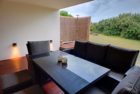 Amare Beachside Luxury - Getaway Accommodation 21