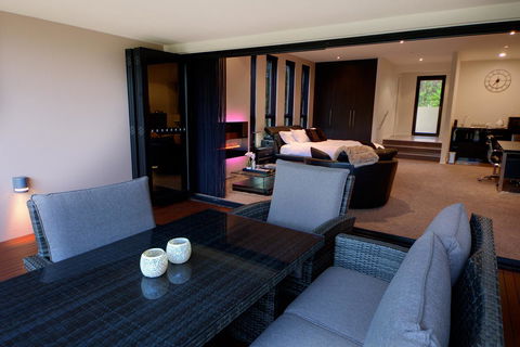 Amare Beachside Luxury - Getaway Accommodation 20