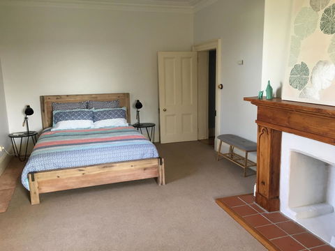 CLAYFIELD HOMESTEAD - Rustic Country Accommodation - Getaway Accommodation 12