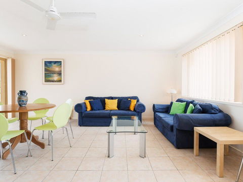 Ocean View Anna Bay', 23 Ocean Avenue - Getaway Accommodation 3