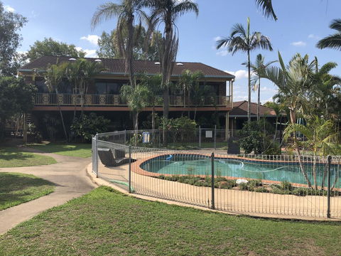 Oxley Motor Inn - Getaway Accommodation 2