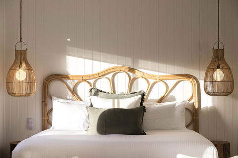 Pebbly Beach Escape - Getaway Accommodation 2