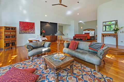 Pethers Rainforest Retreat - Getaway Accommodation 1