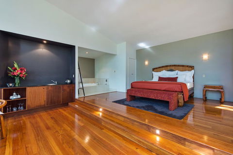 Pethers Rainforest Retreat - Getaway Accommodation 3