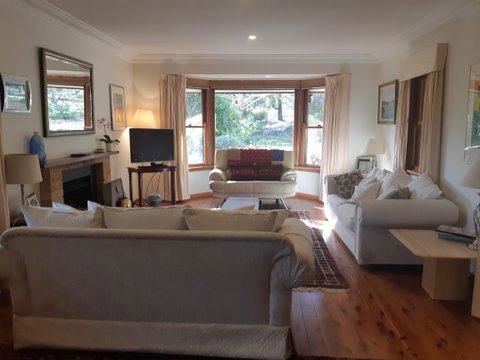 Poppies - Getaway Accommodation 1