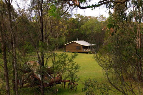 Possum's Hollow And Hooter's Hut - Getaway Accommodation 0