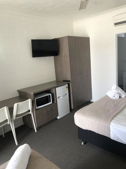 Q Express - Getaway Accommodation 3