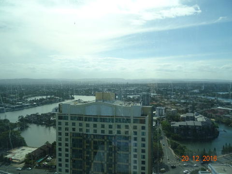 Q1 Resort Apartment, - Getaway Accommodation 2