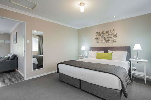 Quality Apartments Banksia Gardens - Getaway Accommodation 2
