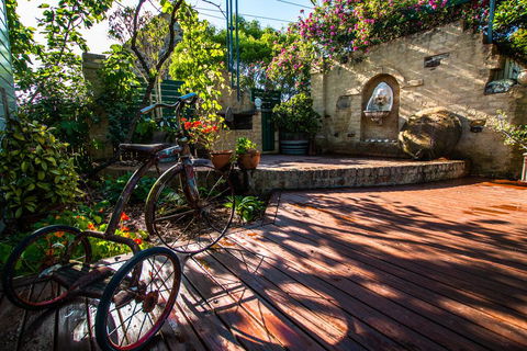 Queen Bee Cottage, Milton - Getaway Accommodation 2