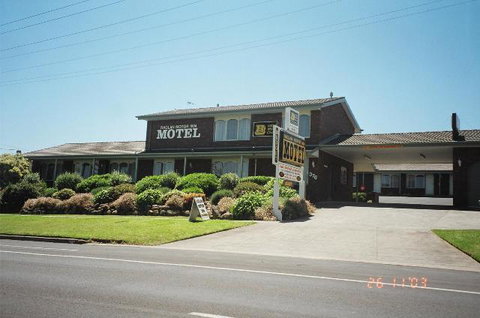 Raglan Motor Inn - Getaway Accommodation 1