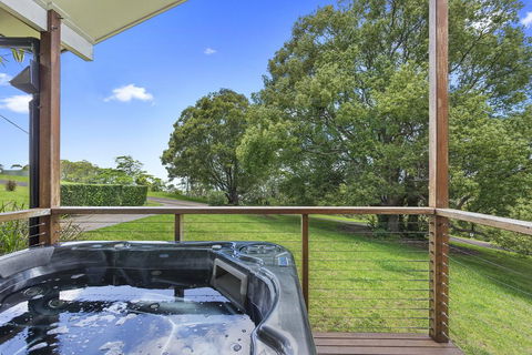 Ravensbourne Escape- Rose Alyce - Getaway Accommodation 1