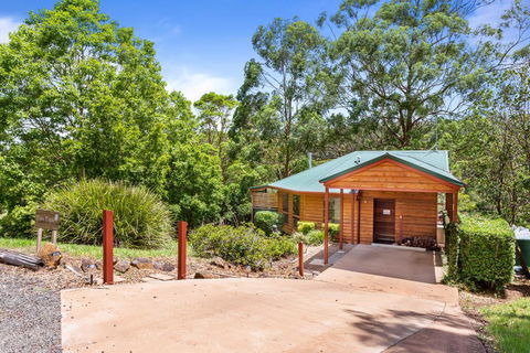 Ravensbourne Escape-Tree Tops - Getaway Accommodation 1