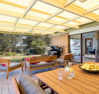 Rita Mae's on the river - relax and recharge - Getaway Accommodation