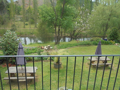 Riverbank Park MOTEL - Getaway Accommodation 2
