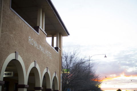 Royal Mail Hotel Jerilderie - Getaway Accommodation 0