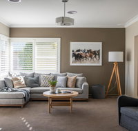 Sampson St Large Stylish CBD Home Sleeps 11 - Getaway Accommodation