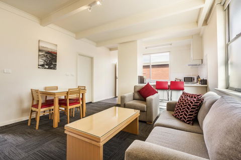 Sandbelt Club Hotel - Getaway Accommodation 0