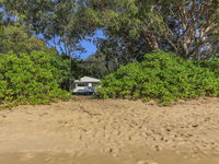 Seabreeze Beachfront - Clifton
