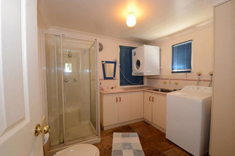 Seahaven Beach House - Shellharbour - Getaway Accommodation 2