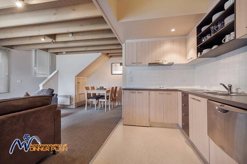 Shiraz - Getaway Accommodation 3