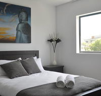 Spacious 2 Bed 2 Bath Unit - LUMA APARTMENTS - Getaway Accommodation